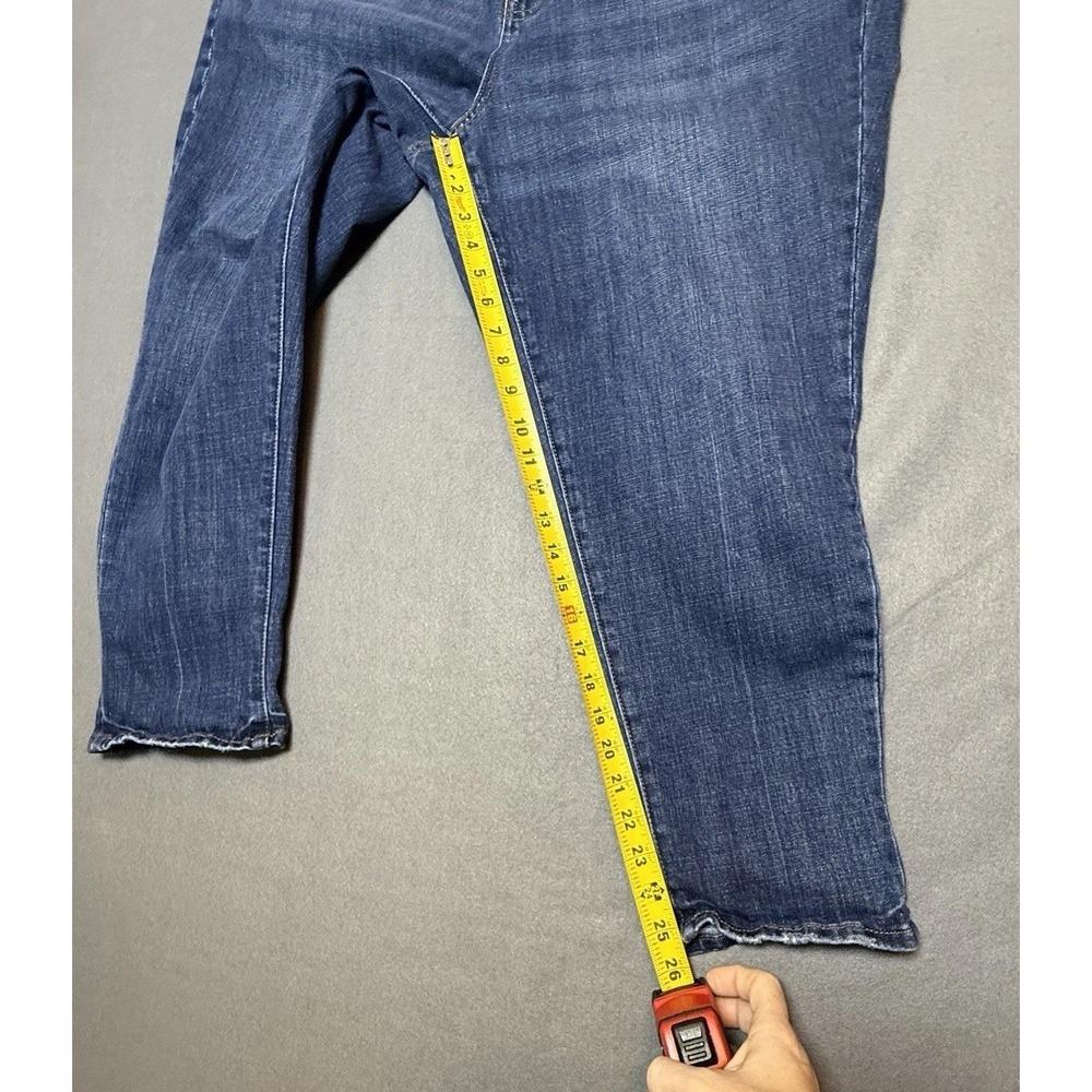 Talbots Everyday Relaxed Jeans Medium Wash Denim Women's Size 20WP - Picture 7 of 8